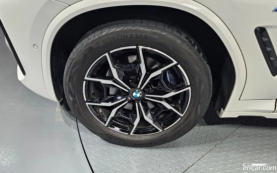 BMW X4 xDrive20d M 2023 — миниатюра 5