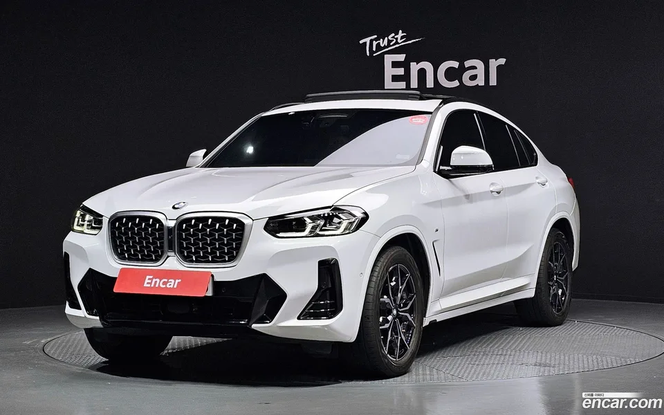 BMW X4 xDrive20d M 2023 — фото 1, купить с доставкой в Москву