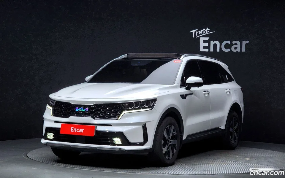 Kia Sorento 2.5T 2WD 2023 — фото 1, купить с доставкой в Москву