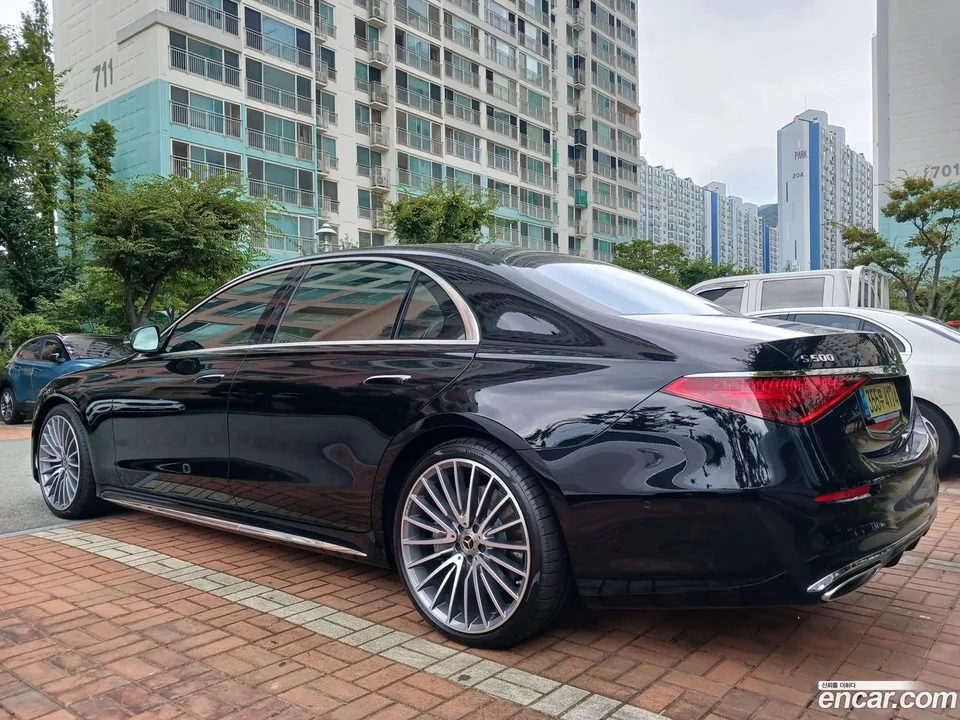 Mercedes-Benz S-Class S500L 4MATIC 2025 — миниатюра 4