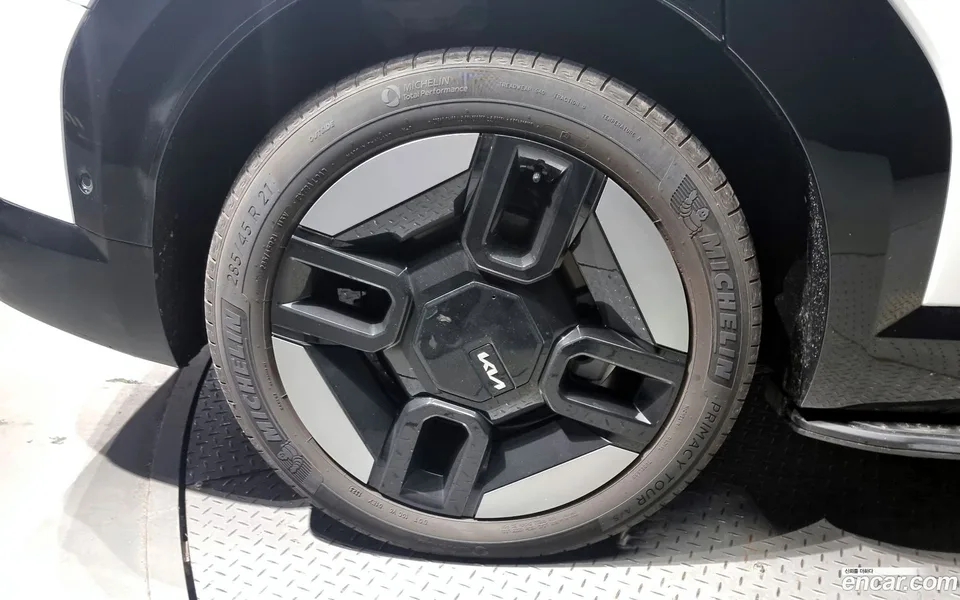 Kia EV9 4WD 2023 — миниатюра 5