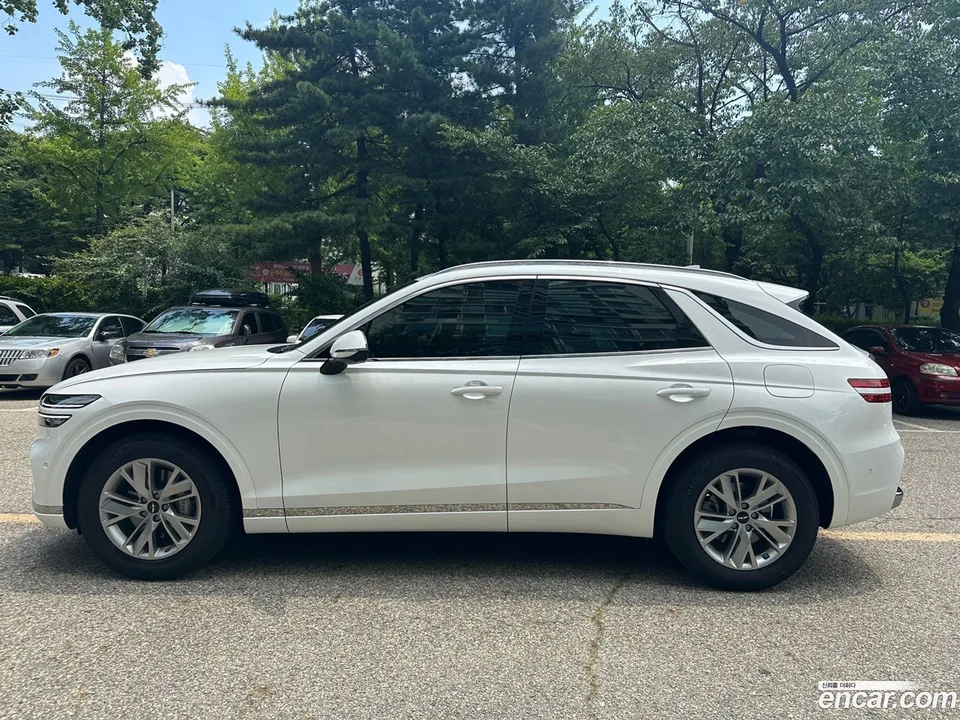 Genesis GV70 2.5T 2WD 2024 — миниатюра 4