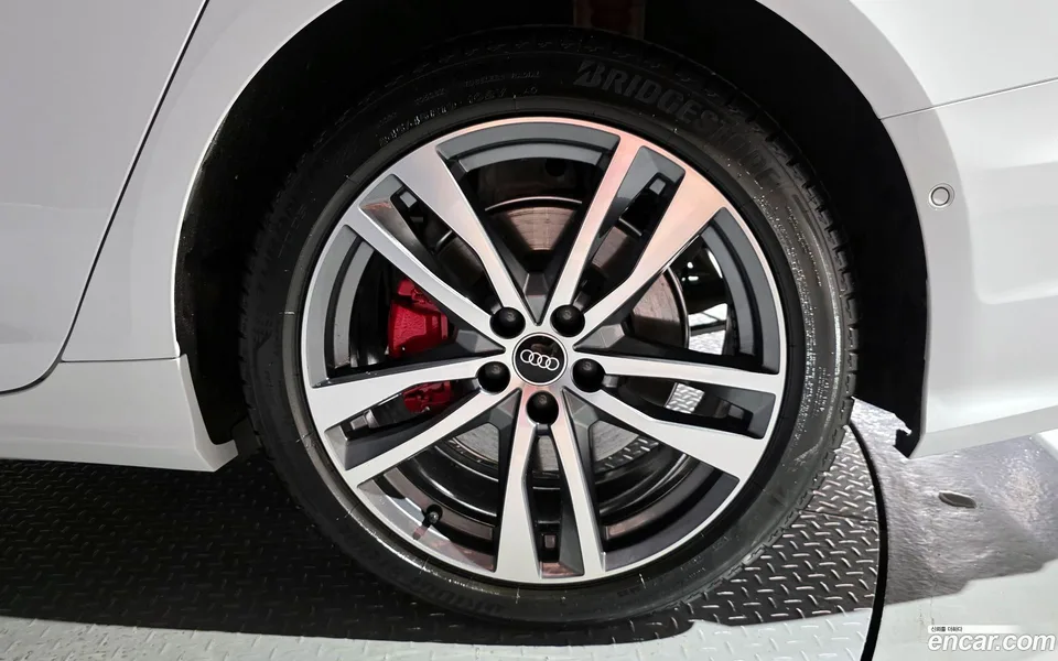 Audi A6 45 TFSI 2023 — миниатюра 5