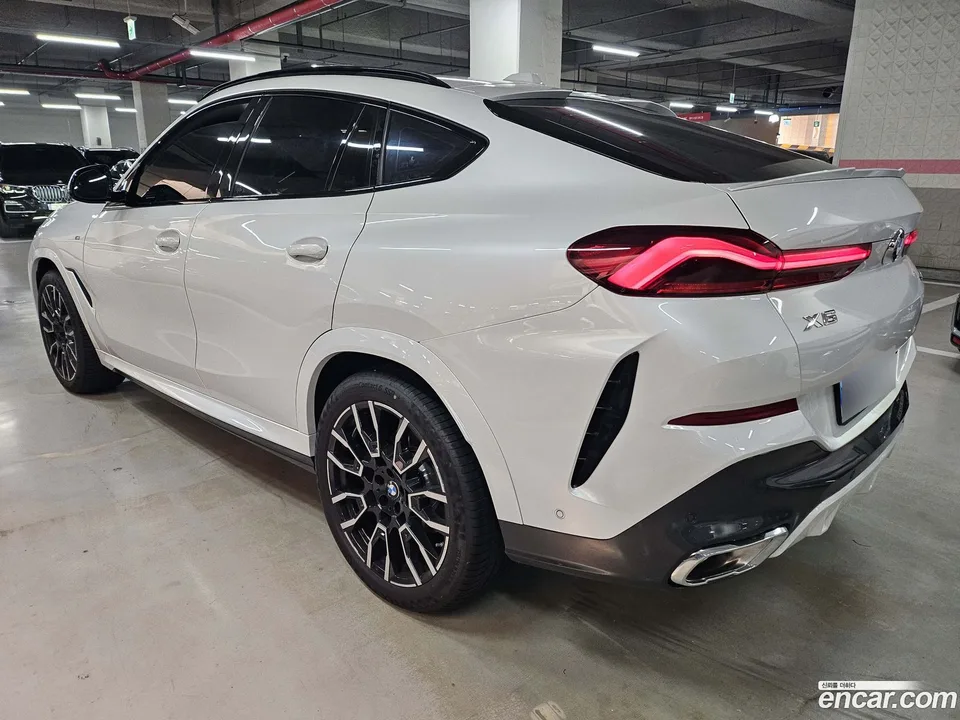 BMW X6 xDrive40i M 2025 — миниатюра 2