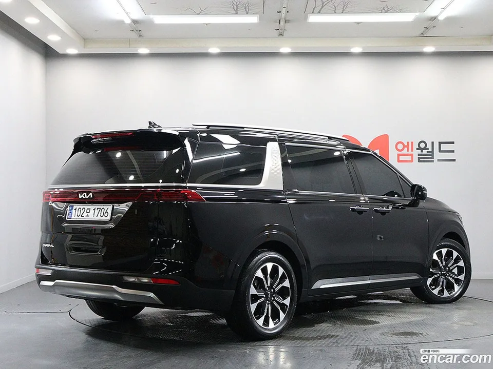 Kia Carnival 9 2023 — миниатюра 4