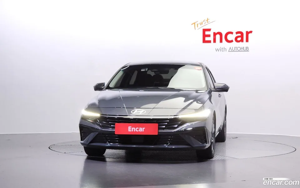 Hyundai Avante CN7 Hybrid 2024 — миниатюра 2