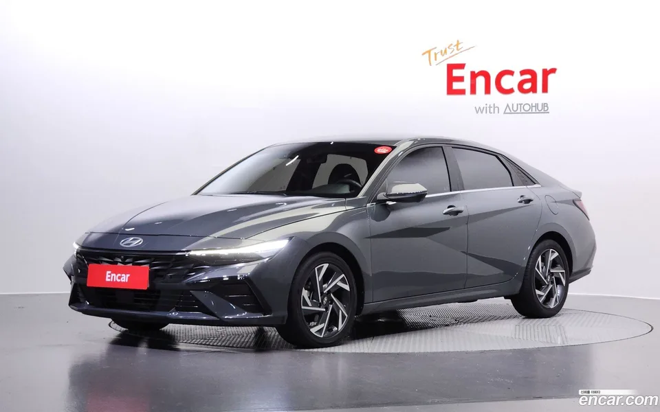 Hyundai Avante CN7 Hybrid 2024 — фото 1, купить с доставкой в Москву