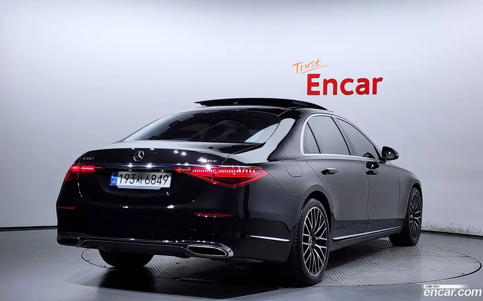 Mercedes-Benz S-Class S580L 4MATIC 2023 — миниатюра 2