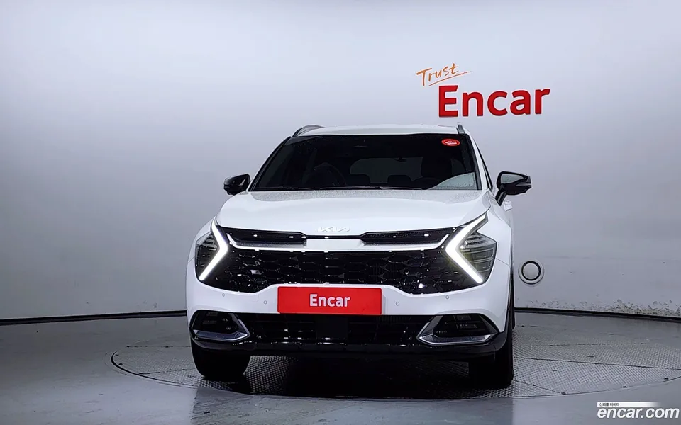 Kia Sportage 1.6 2WD 2023 — миниатюра 3