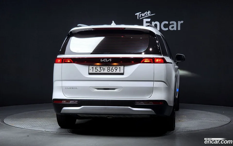 Kia Carnival 9 2023 — миниатюра 5