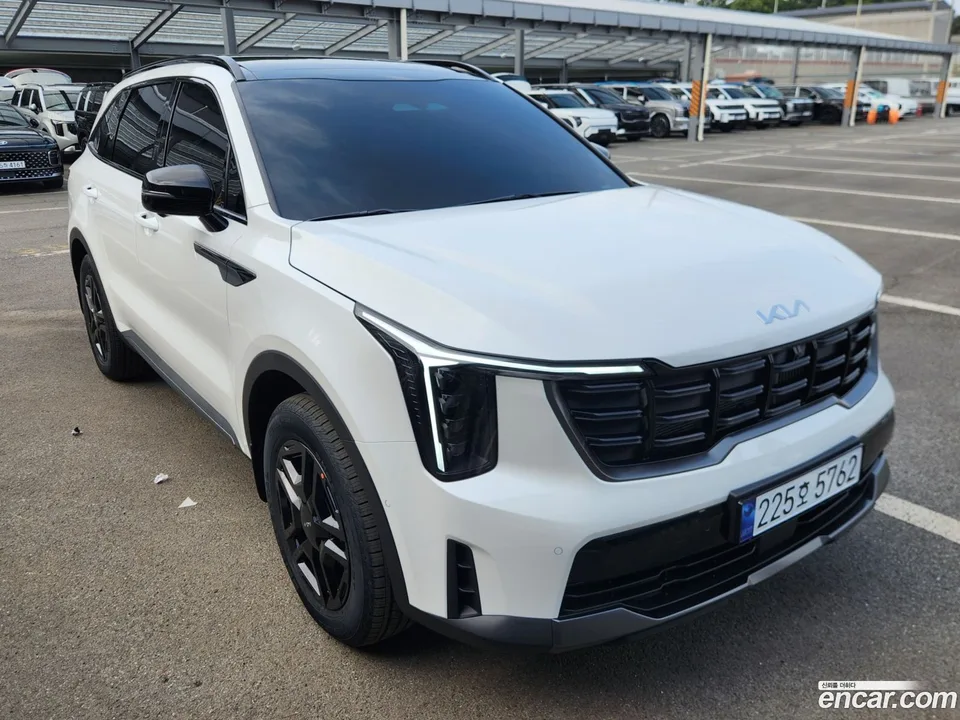 Kia Sorento HEV 1.6 2WD 2025 — фото 1, купить с доставкой в Москву