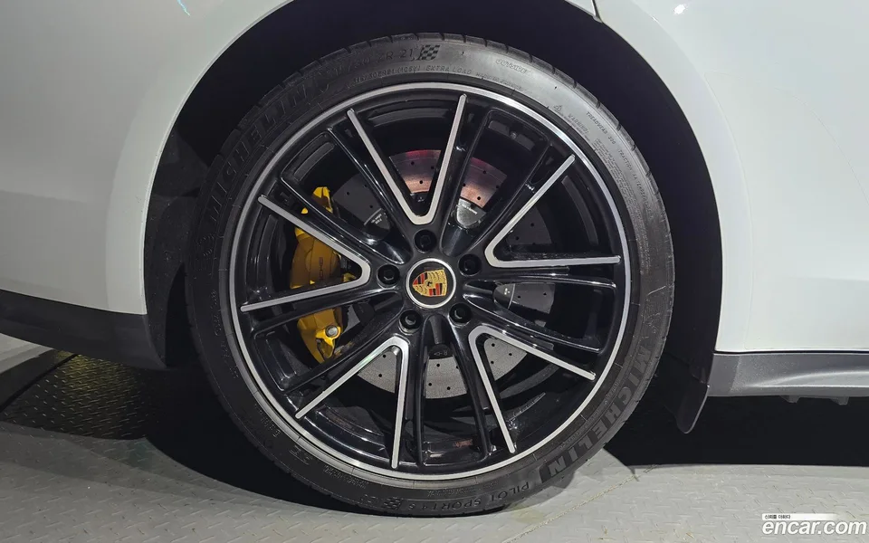 Porsche Panamera (971) 4.0 S 2023 — миниатюра 5