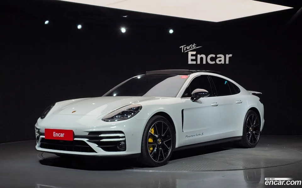 Porsche Panamera (971) 4.0 S 2023 — фото 1, купить с доставкой в Москву
