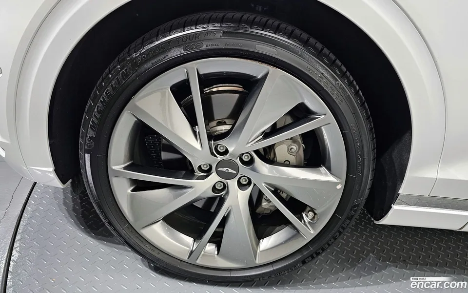 Genesis GV70 2.5T 2WD 2023 — миниатюра 5