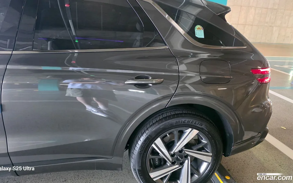 Genesis GV70 2.5T 2WD 2024 — миниатюра 4