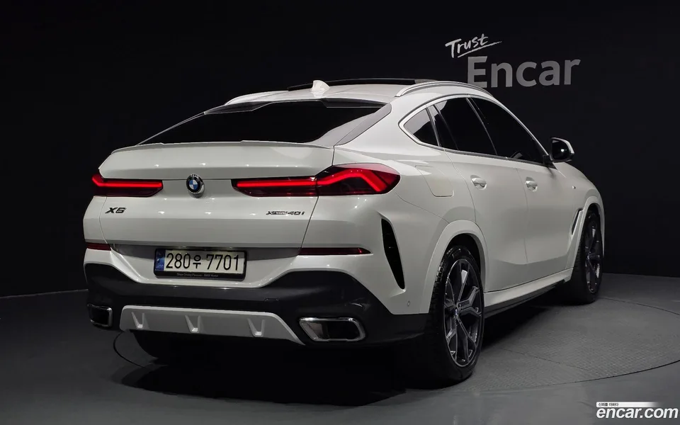 BMW X6 xDrive40i M 2023 — миниатюра 2