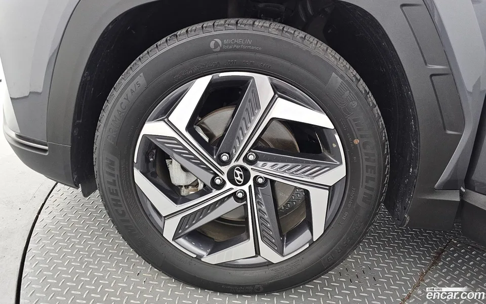 Hyundai Tucson 1.6 2WD 2023 — миниатюра 5