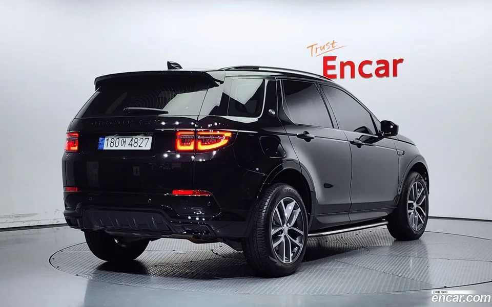 Land Rover Discovery Sport P250 SE 2024 — миниатюра 2