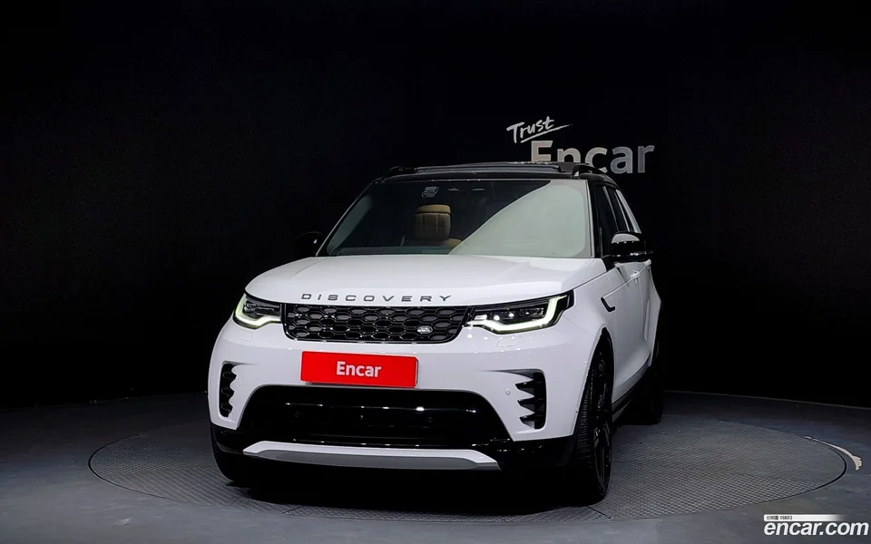 Land Rover Discovery P360 HSE 2024 — миниатюра 3