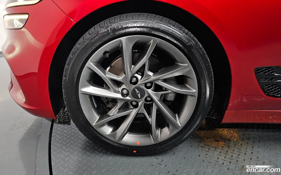 Genesis G70 2.0T 2WD 2022 — миниатюра 5