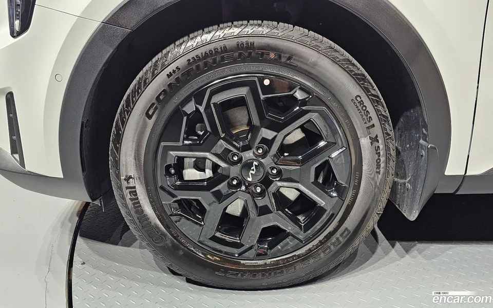 Kia Sorento HEV 1.6 2WD 2023 — миниатюра 5