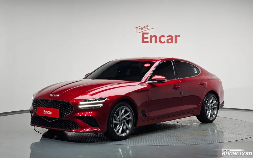 Genesis G70 2.0T 2WD 2022 — фото 1, купить с доставкой в Москву