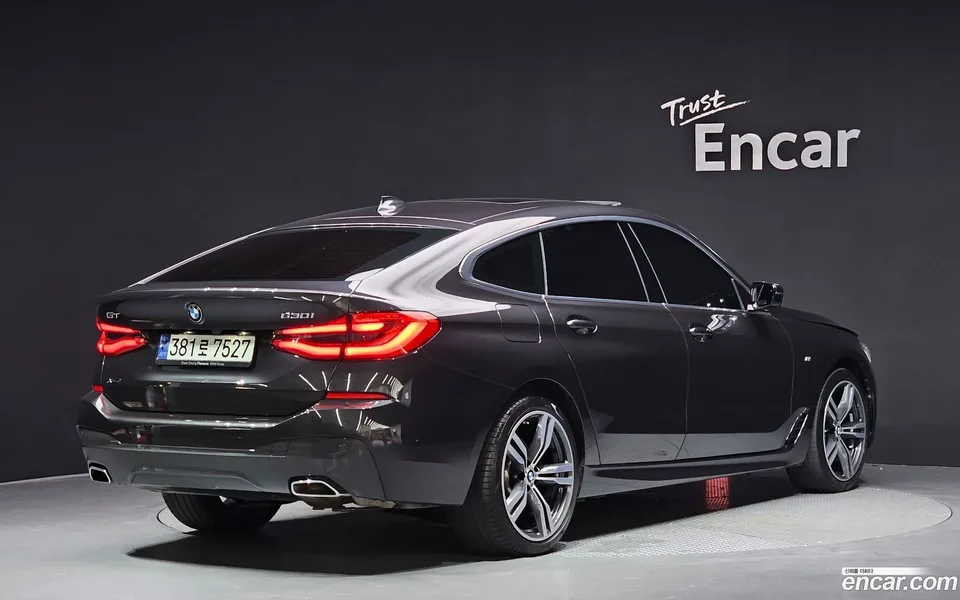 BMW 6 Series GT 630i xDrive M 2023 — миниатюра 2