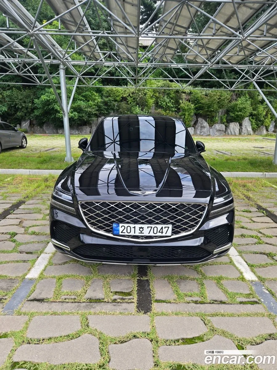 Genesis GV80 Coupe 2.5T AWD 2024 — фото 1, купить с доставкой в Москву