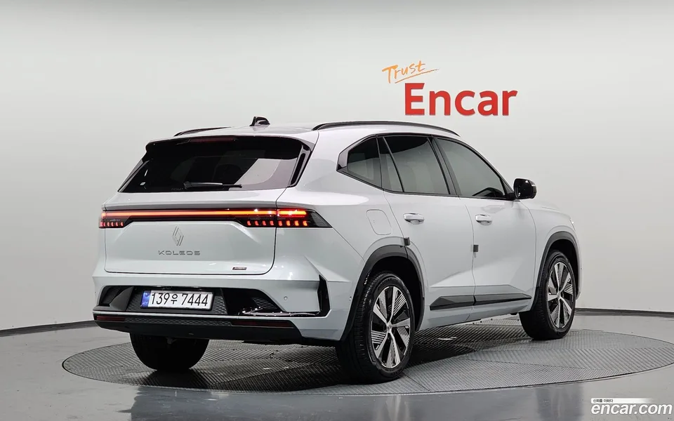Renault Samsung Grand Koleos 1.5 E-TECH 2WD 2025 — миниатюра 2