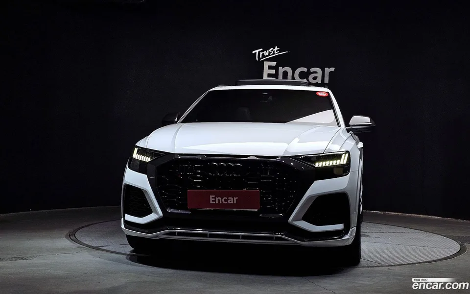 Audi RSQ8 (4M) 4.0 TFSI 2023 — миниатюра 3