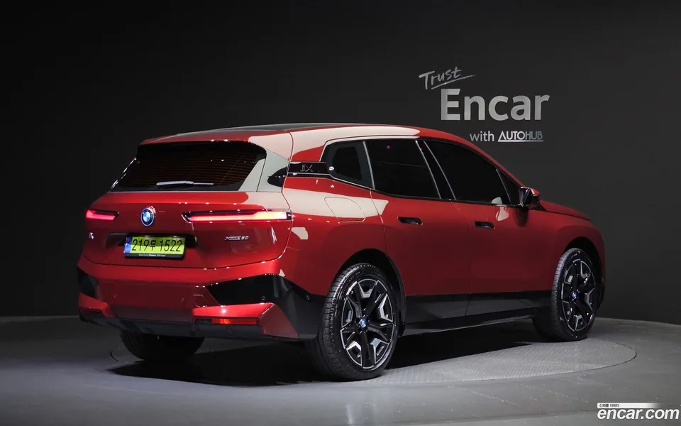 BMW iX xDrive50 2024 — миниатюра 2