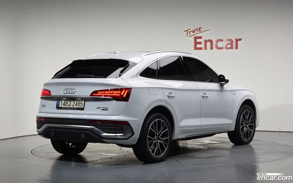 Audi Q5 45 TFSI 2023 — миниатюра 2