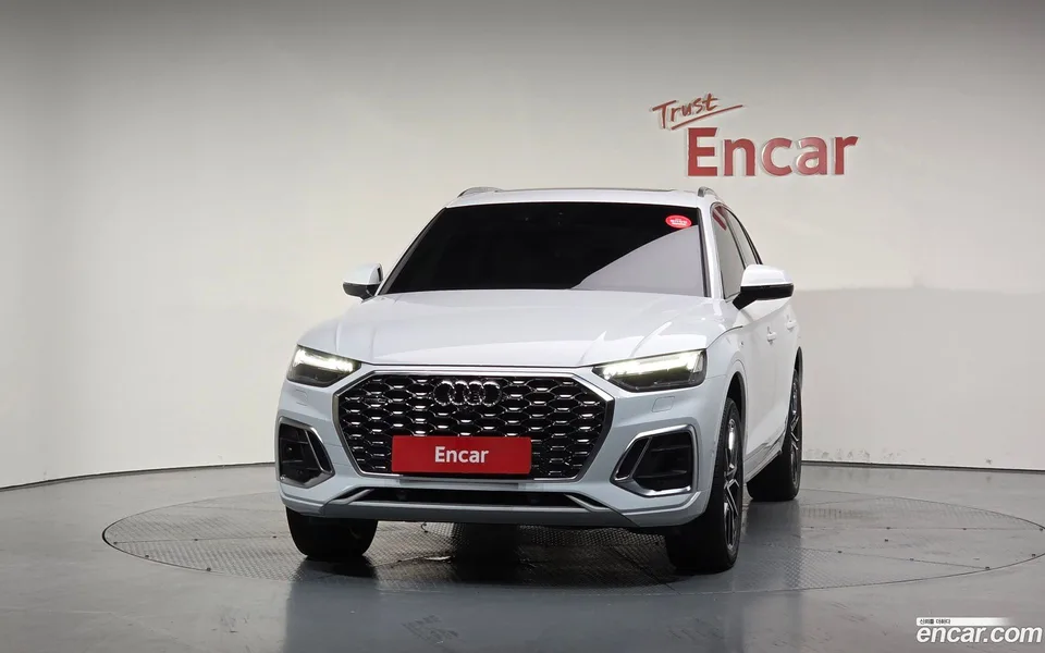 Audi Q5 45 TFSI 2023 — миниатюра 3
