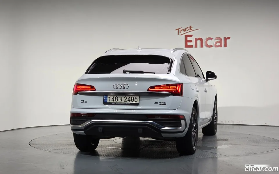 Audi Q5 45 TFSI 2023 — миниатюра 4