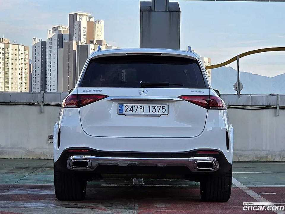 Mercedes-Benz GLE-Class GLE450 4MATIC 2023 — миниатюра 4