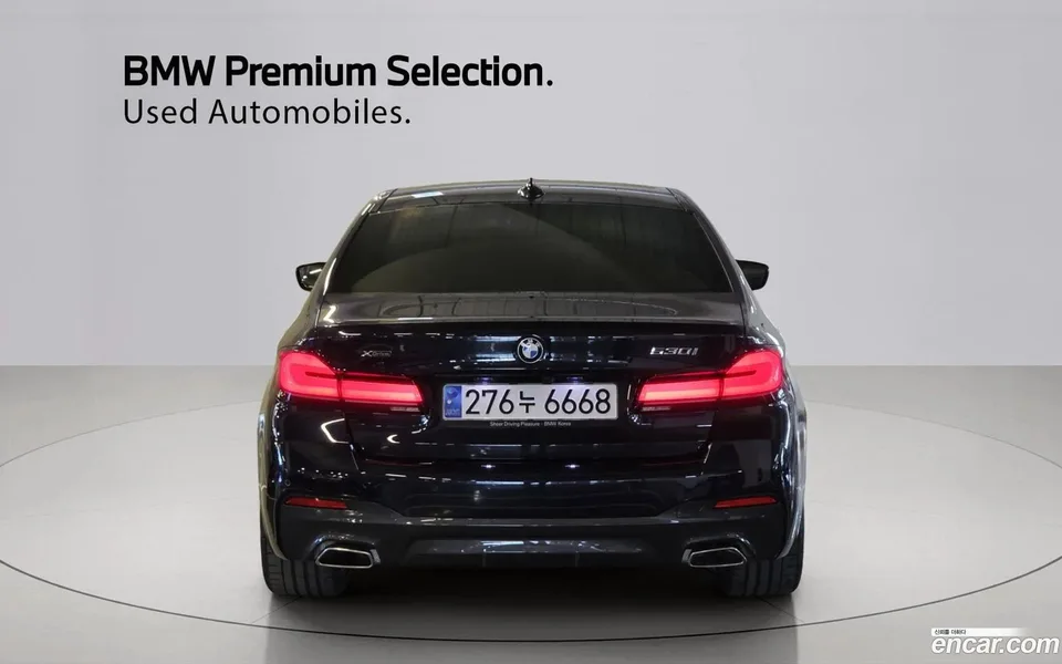 BMW 5 Series 530i xDrive M 2023 — миниатюра 4