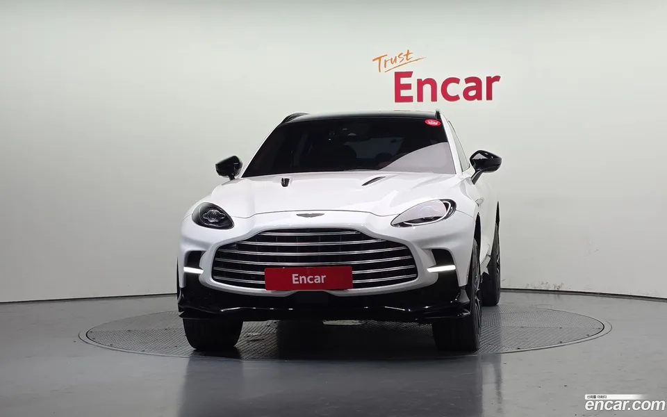 Aston Martin DBX 4.0 V8 707 2023 — миниатюра 3