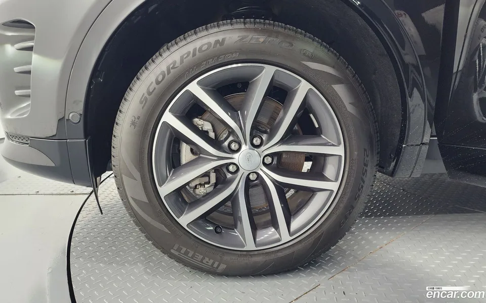 Land Rover Discovery Sport P250 SE 2024 — миниатюра 5