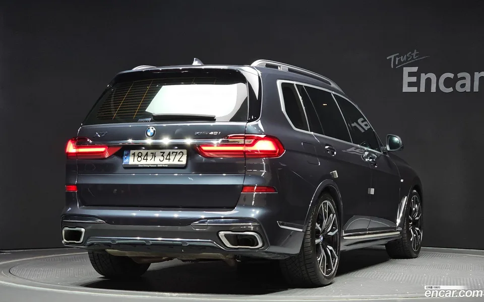 BMW X7 xDrive 40i M 7 2022 — миниатюра 2