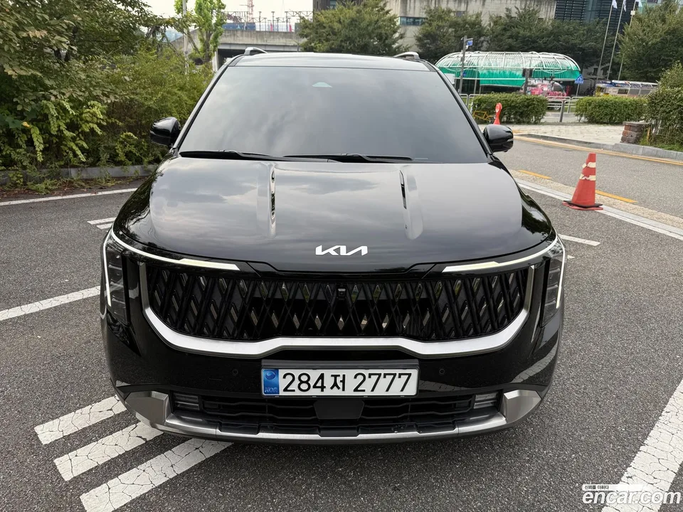 Kia Carnival 7 2024 — миниатюра 2