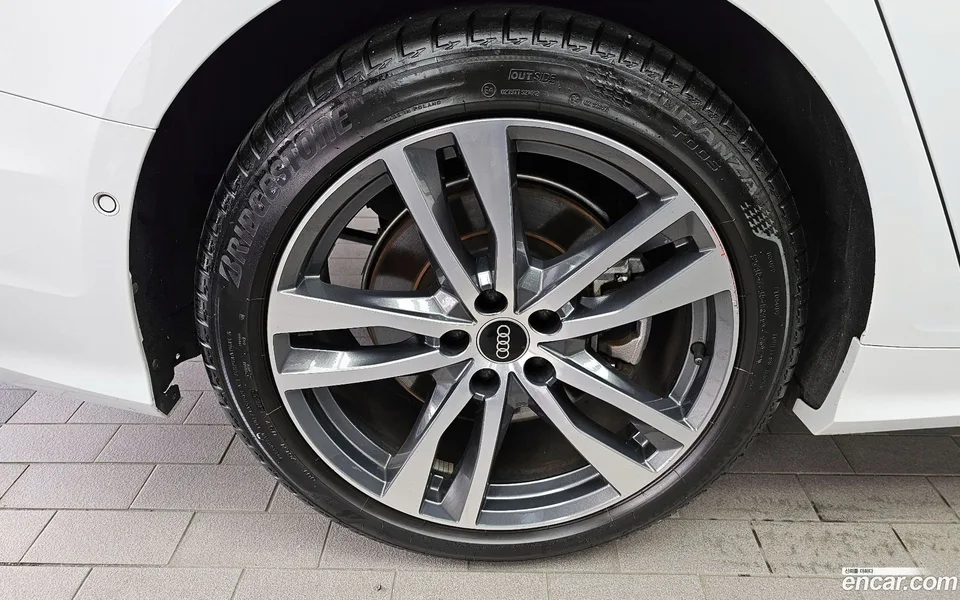 Audi A6 45 TFSI 2023 — миниатюра 5