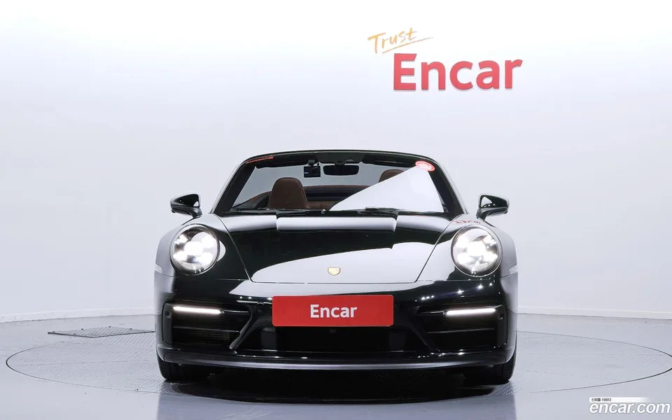 Porsche 911 (992) 4 GTS 2022 — миниатюра 3
