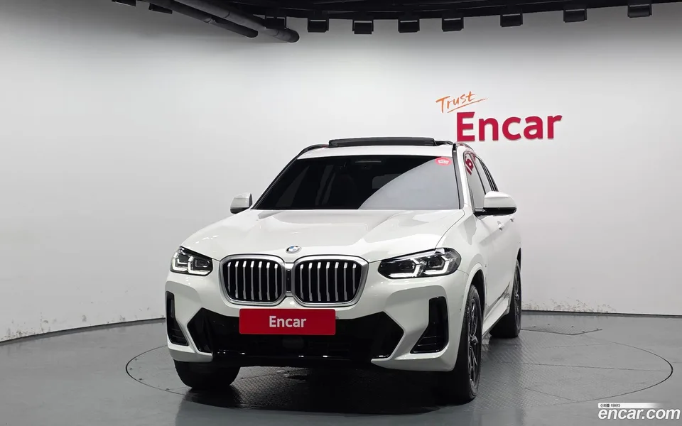 BMW X3 xDrive 20i M 2023 — миниатюра 3