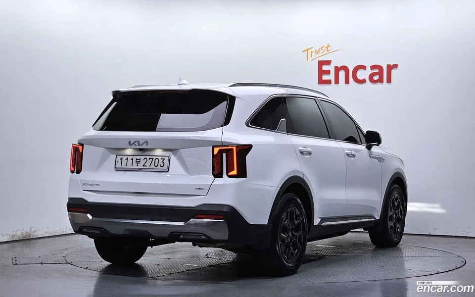 Kia Sorento HEV 1.6 2WD 2023 — миниатюра 2