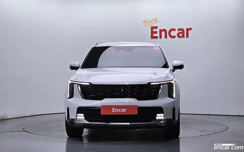 Kia Sorento HEV 1.6 2WD 2023 — миниатюра 3