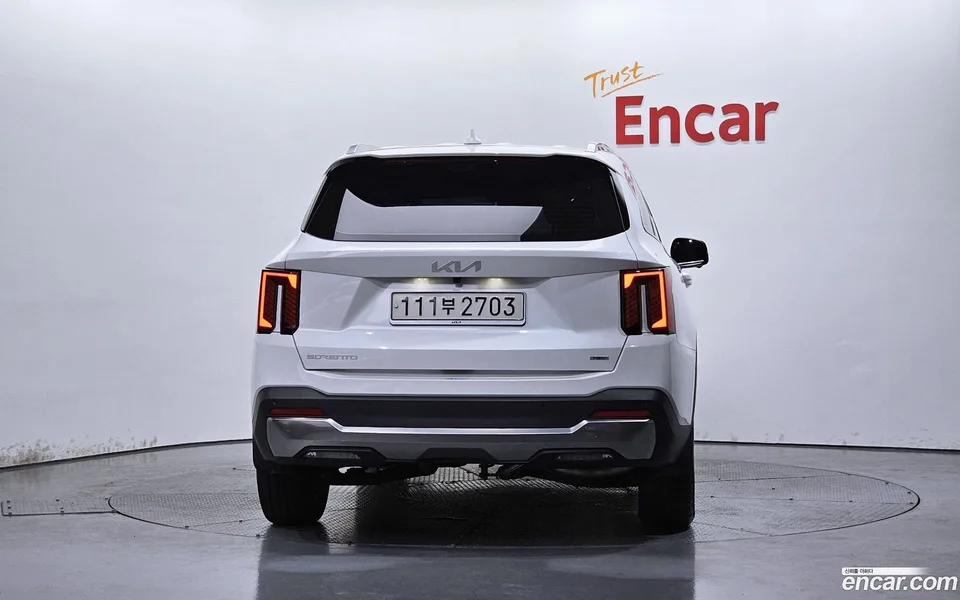 Kia Sorento HEV 1.6 2WD 2023 — миниатюра 4