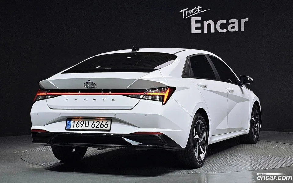 Hyundai Avante 1.6 LPi 2022 — миниатюра 2