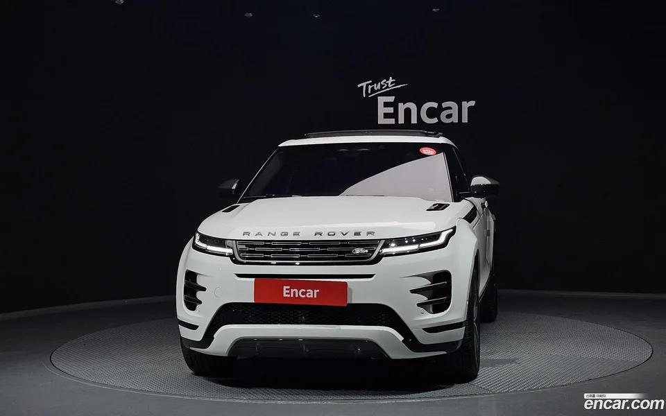Land Rover Range Rover Evoque P250 SE 2024 — миниатюра 3