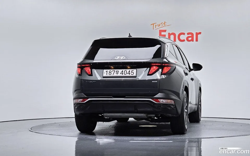 Hyundai Tucson 1.6 4WD 2023 — миниатюра 4