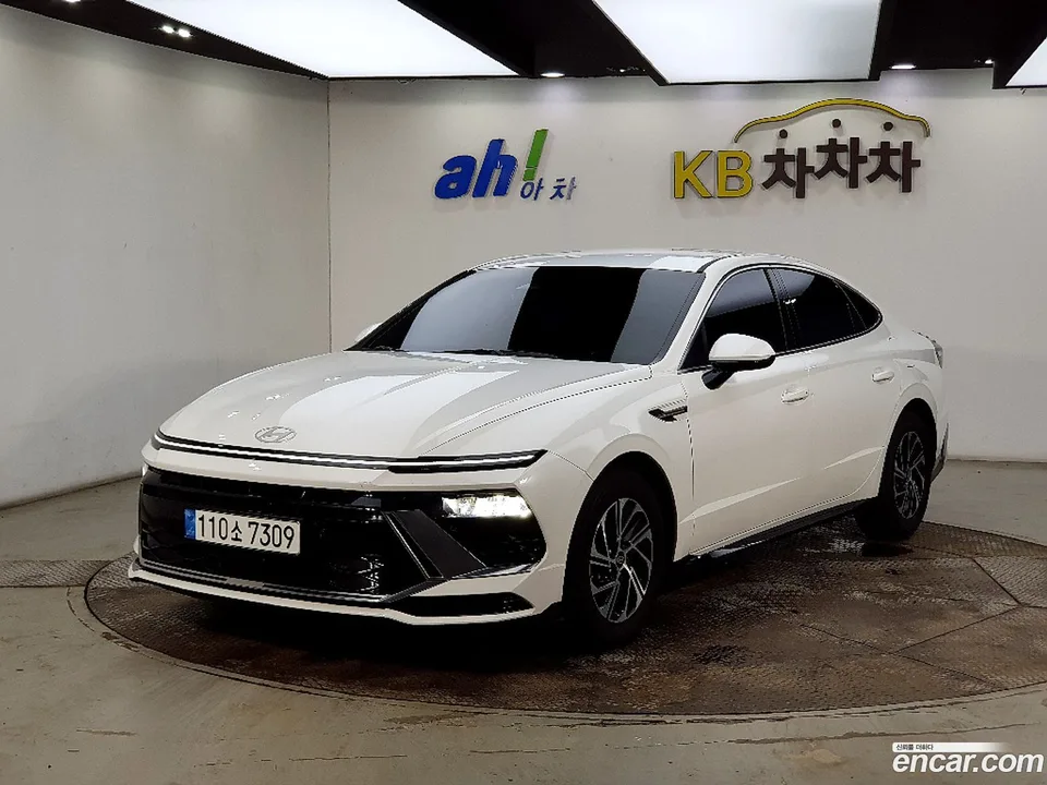 Hyundai Sonata The Edge Hybrid 2023 — фото 1, купить с доставкой в Москву